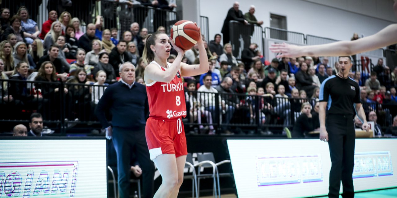 İzlanda - Türkiye: 65-72