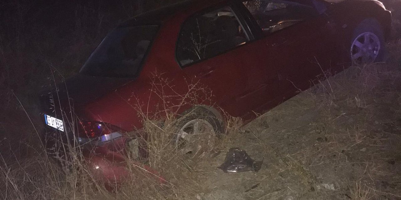 Kırıkkale'de Otomobil Su Kanalına Düştü: 2 Yaralı