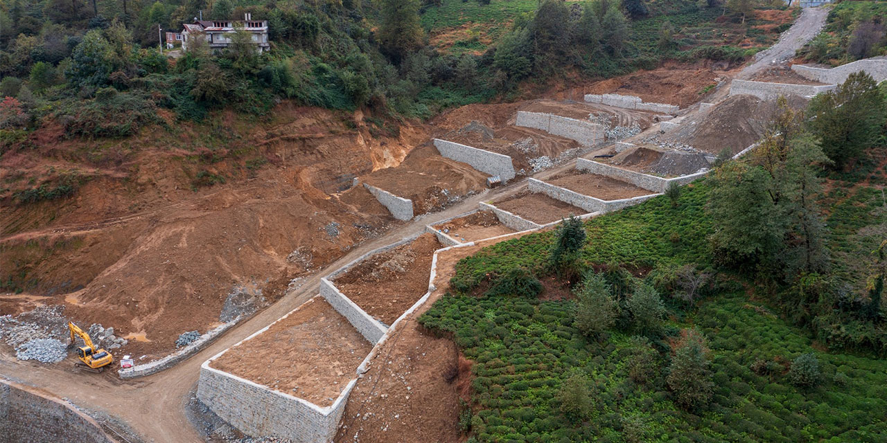 Rize'ye 2 Bin Kişilik Mezarlık