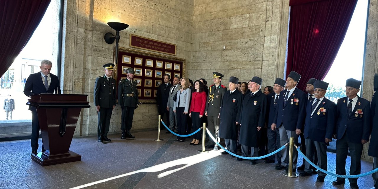 Kktc'nin Ankara Büyükelçisi Korukoğlu, Anıtkabir'i Ziyaret Etti