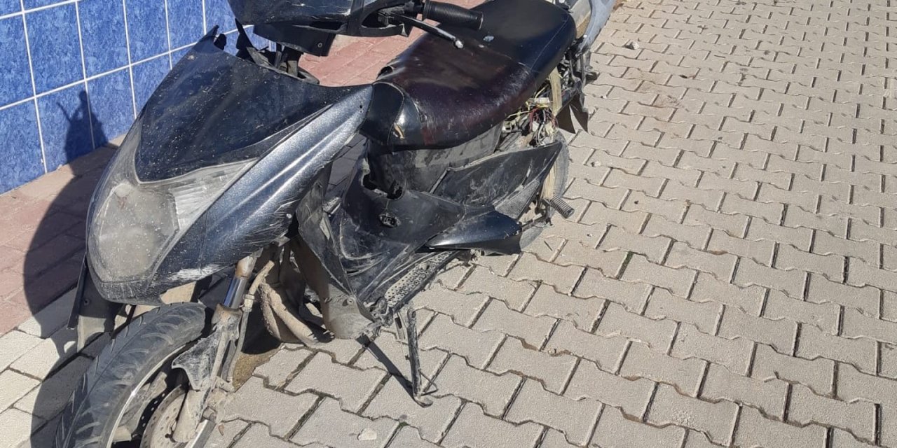 Elektrikli Bisiklet, Yayaya Çarptı; 3 Yaralı