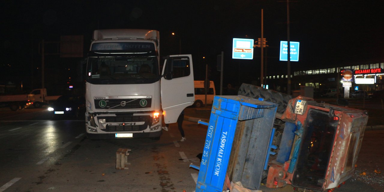 Tokat’ta Tır İle Traktör Çarpıştı: 2 Yaralı