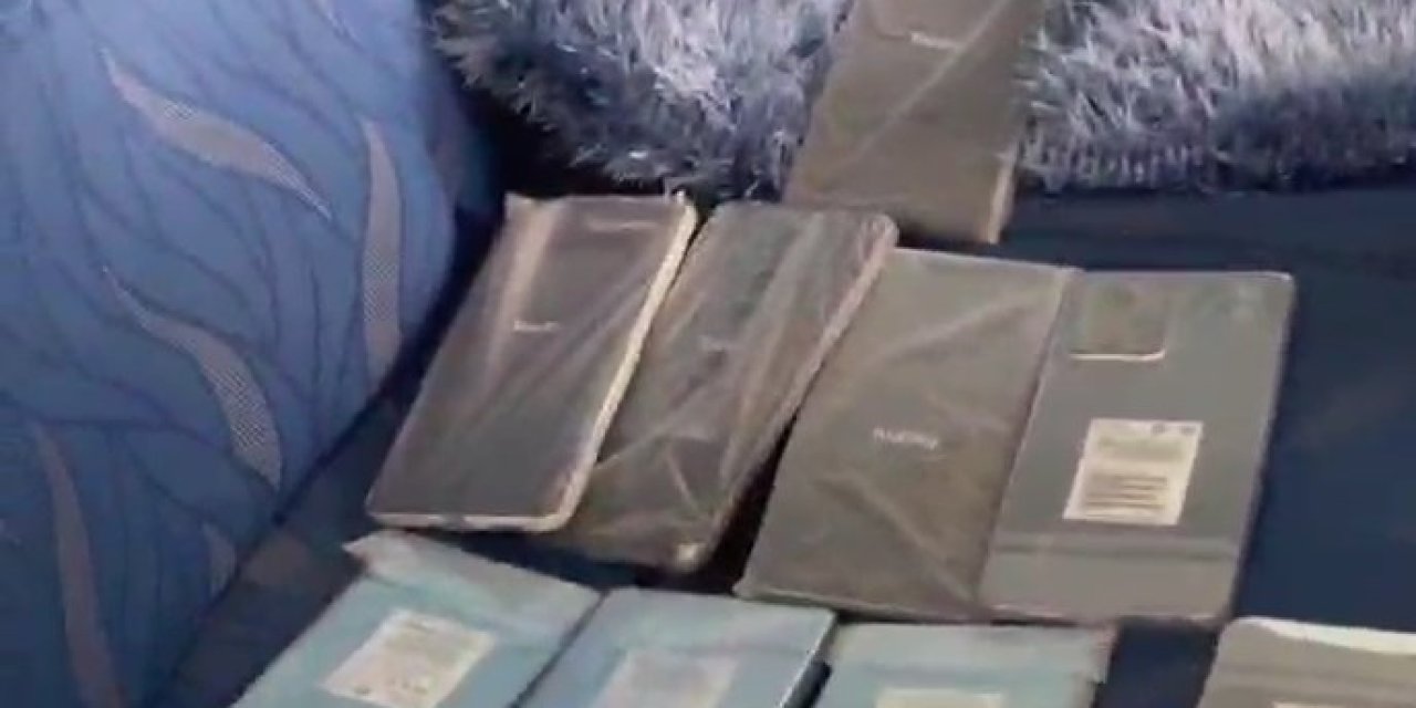 Siirt'te 450 Bin Tl Değerinde Gümrük Kaçağı Telefon Ele Geçirildi