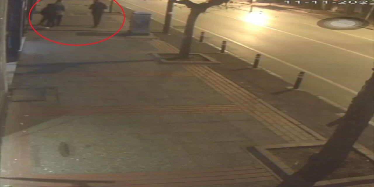 Kapkaç Yöntemi İle Cüzdan Çalan 2 Şüpheli, Yakalandı