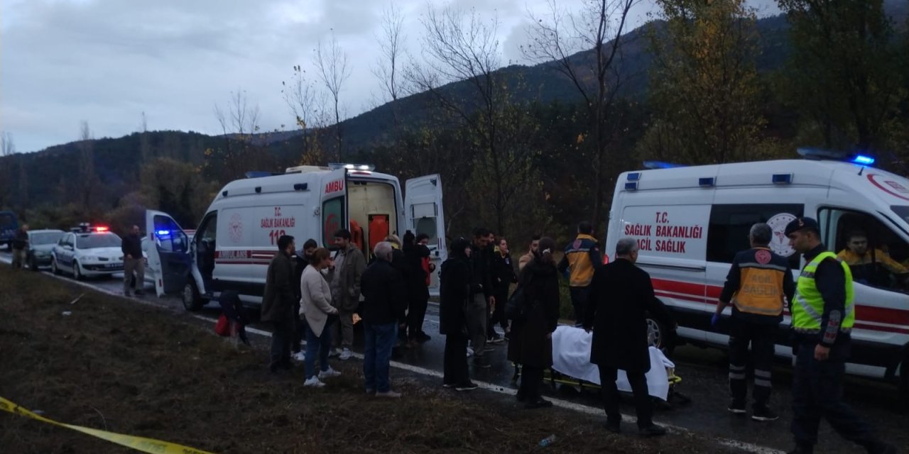 Amasya'da Otobüs Devrildi: 27 Yaralı