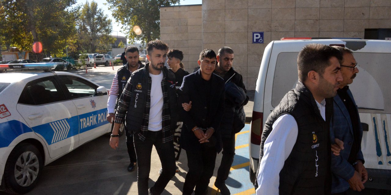 Depremde Market Yağmalamasına Engel Olanı Öldürenler Yakalandı