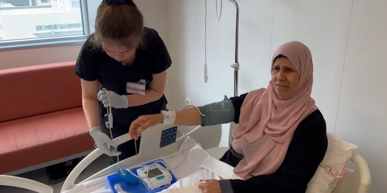 Bakan Koca: Gazzeli 26 Hastaya Kanser Teşhisi Kondu