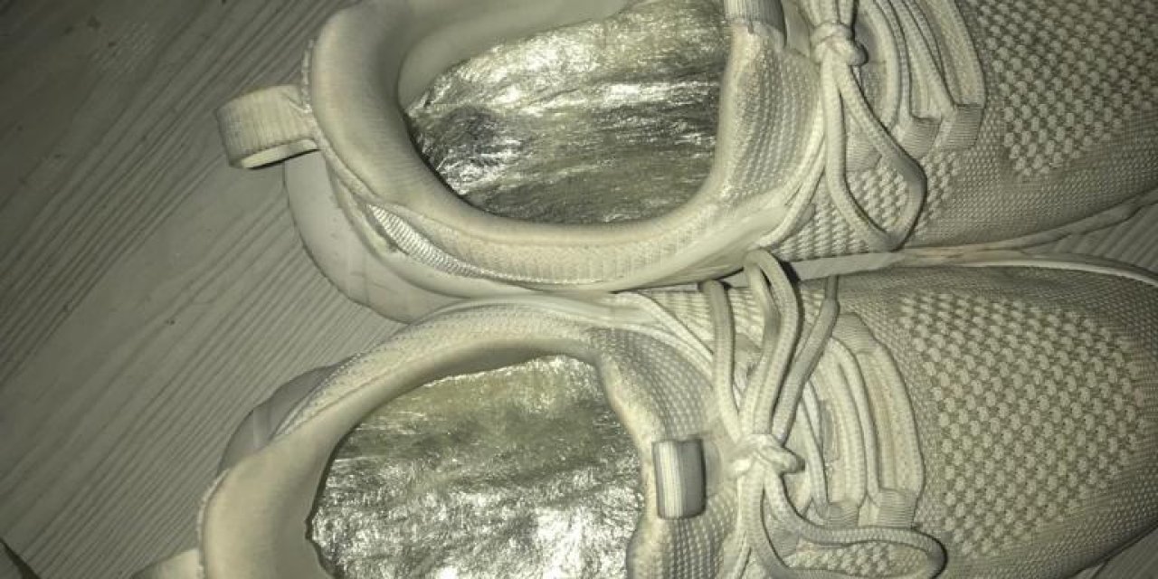 Ayakkabı Tabanına Gizlediği Uyuşturucuyla Yakalandı