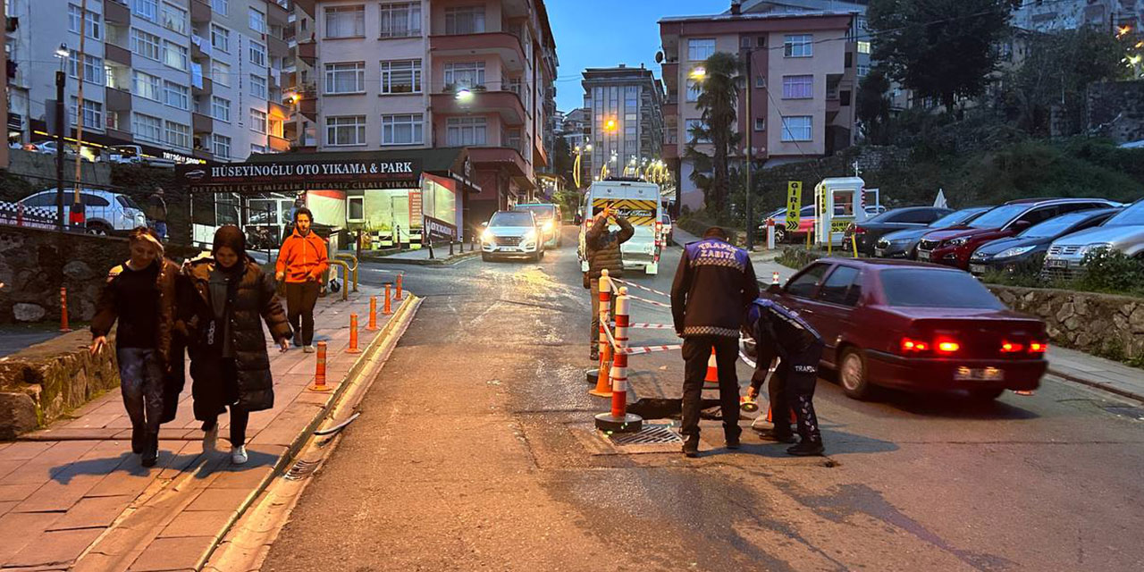 Rize’de Ziraat Çay Bahçesi Yolunda Çökme