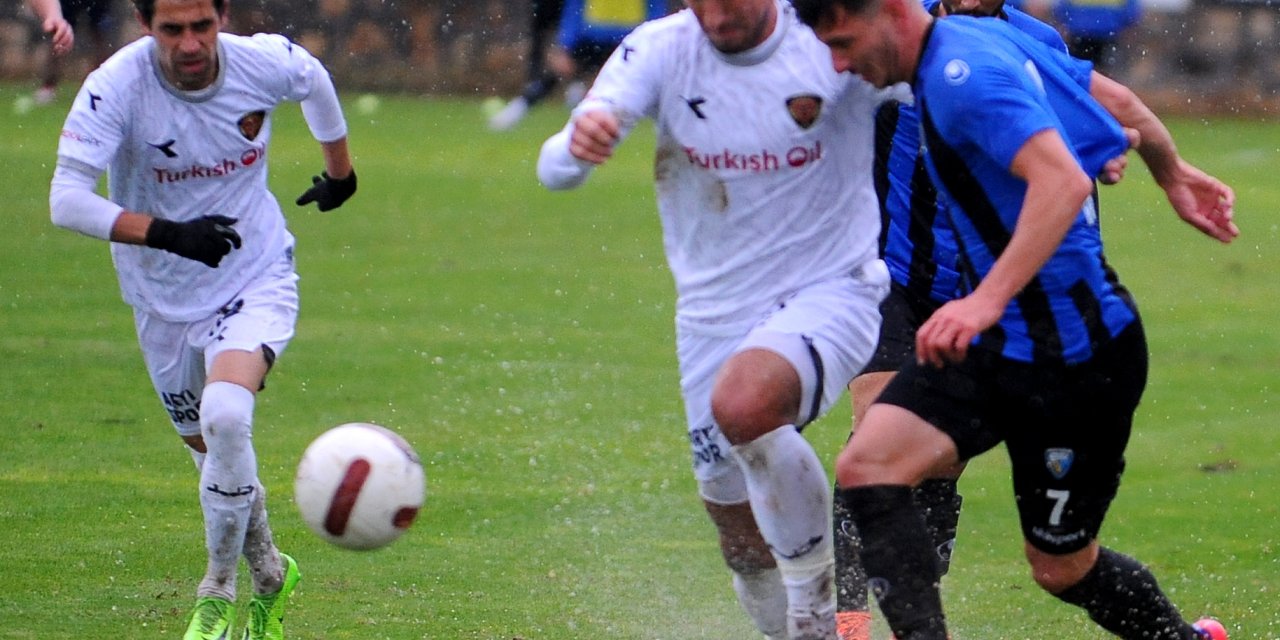 Karacabey Belediyespor - Yeni Mersin İdmanyurdu: 1-0