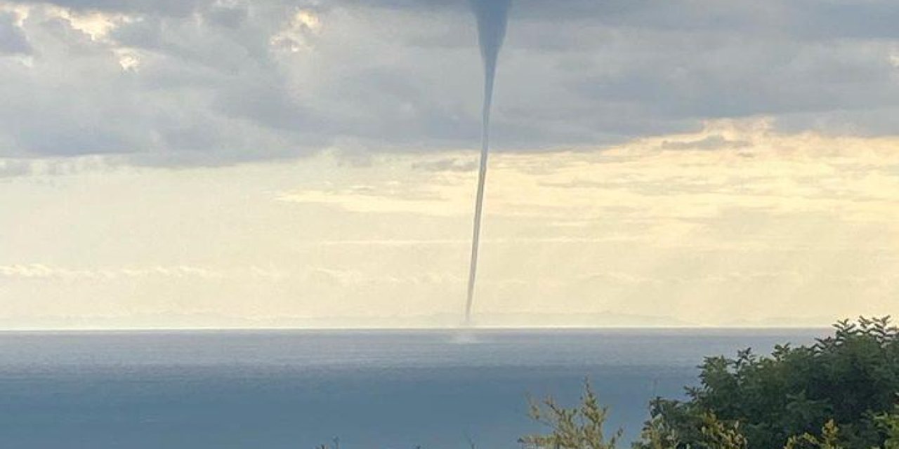 Akdeniz'de Hortum Görüntülendi