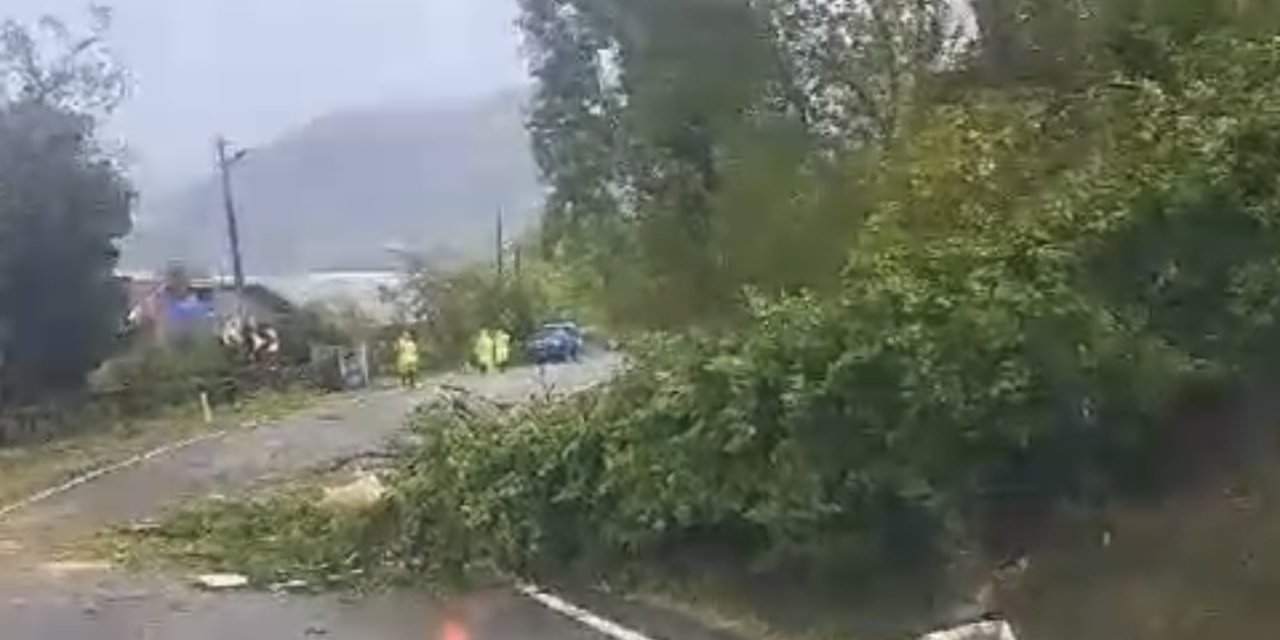 Amasra'da Fırtına; Tekneler Limana Çekildi (2)