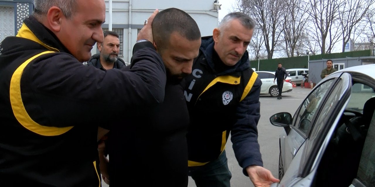 Ev Arkadaşını 3 Kurşunla Öldürüp Kestiği Kafasını Buzdolabında Sakladı, ‘Berber Yaptırdı’ Dedi