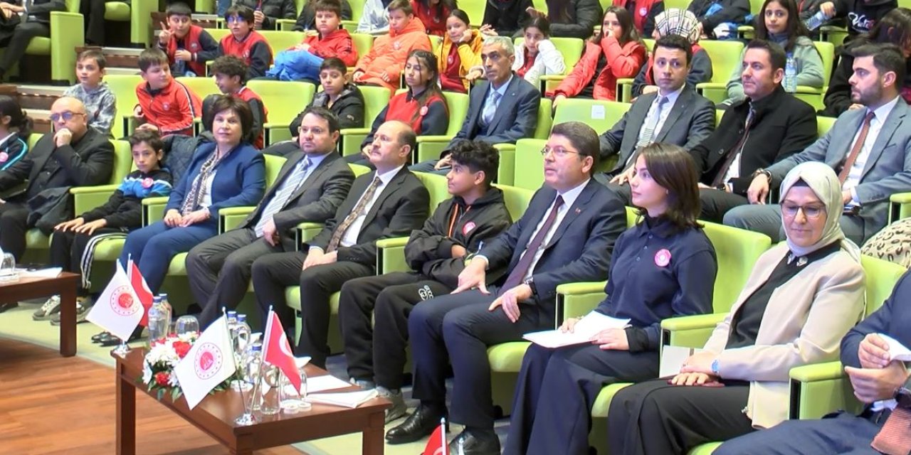 Bakan Tunç: 50+1 Meclisimizin Takdirindedir