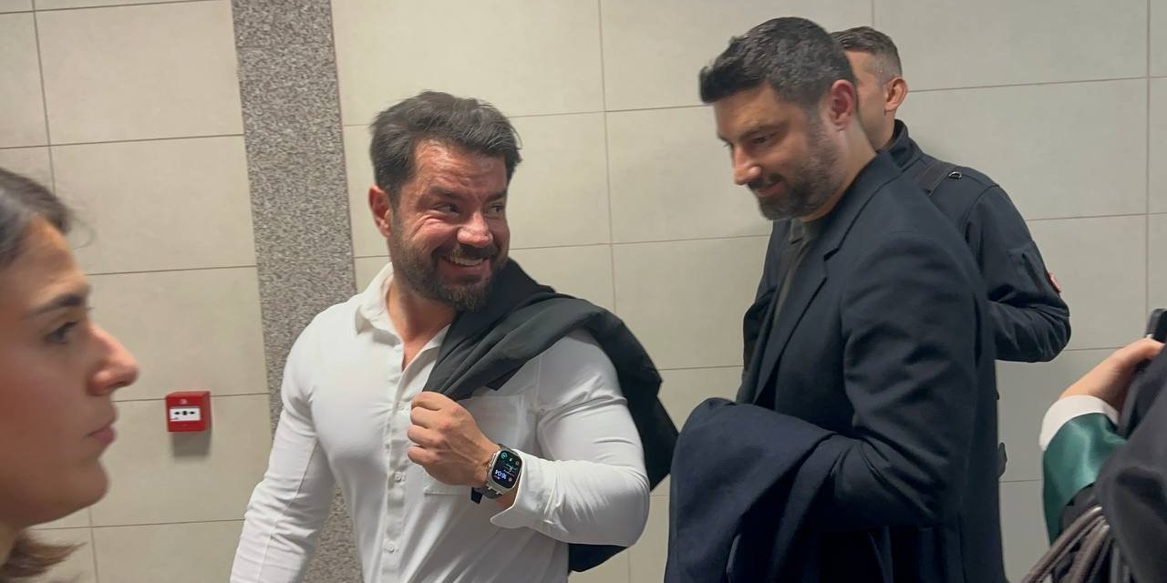 Ünlü Futbolcuları Dolandırdığı Öne Sürülen Banka Müdürü Hakim Karşısında - 1