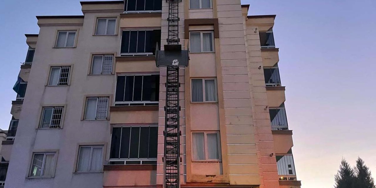 Taşıma Asansörünün Kapağı Açılınca İki Kuzen 15 Metre Yükseklikten Düştü: 1 Ölü, 1 Yaralı