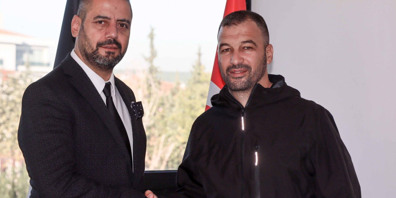 Altay'da Teknik Direktör Bahloul İle Yollar Ayrıldı