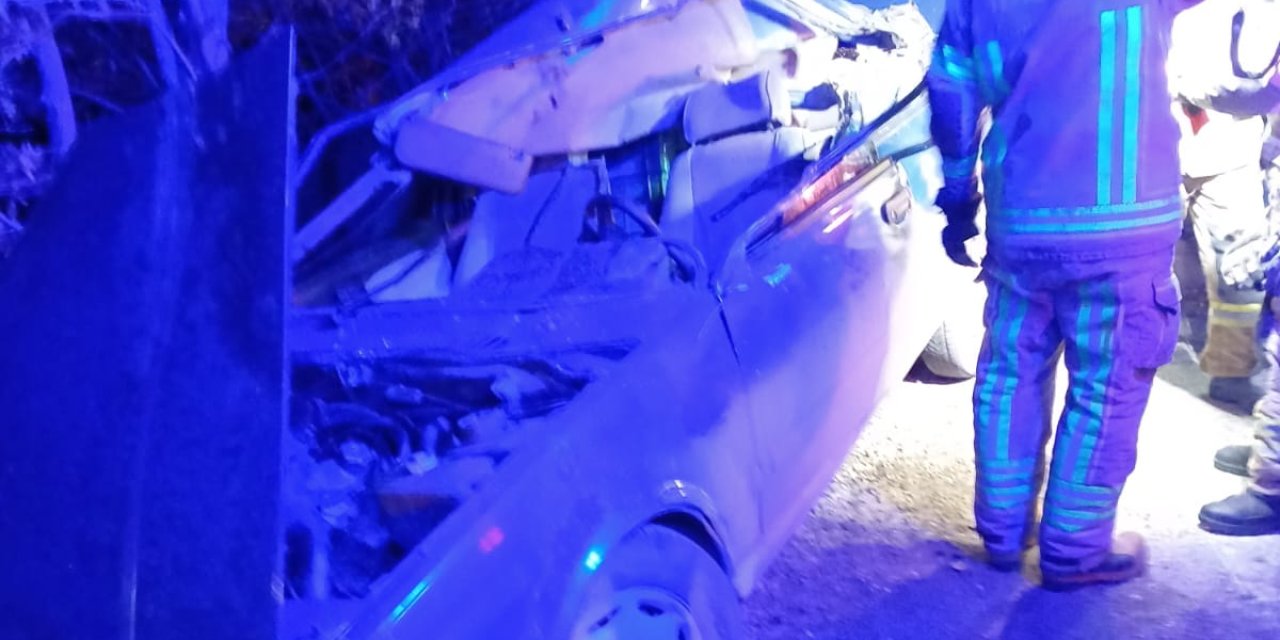 Bursa'da Otomobil İle Traktör Çarpıştı: 1 Ağır Yaralı