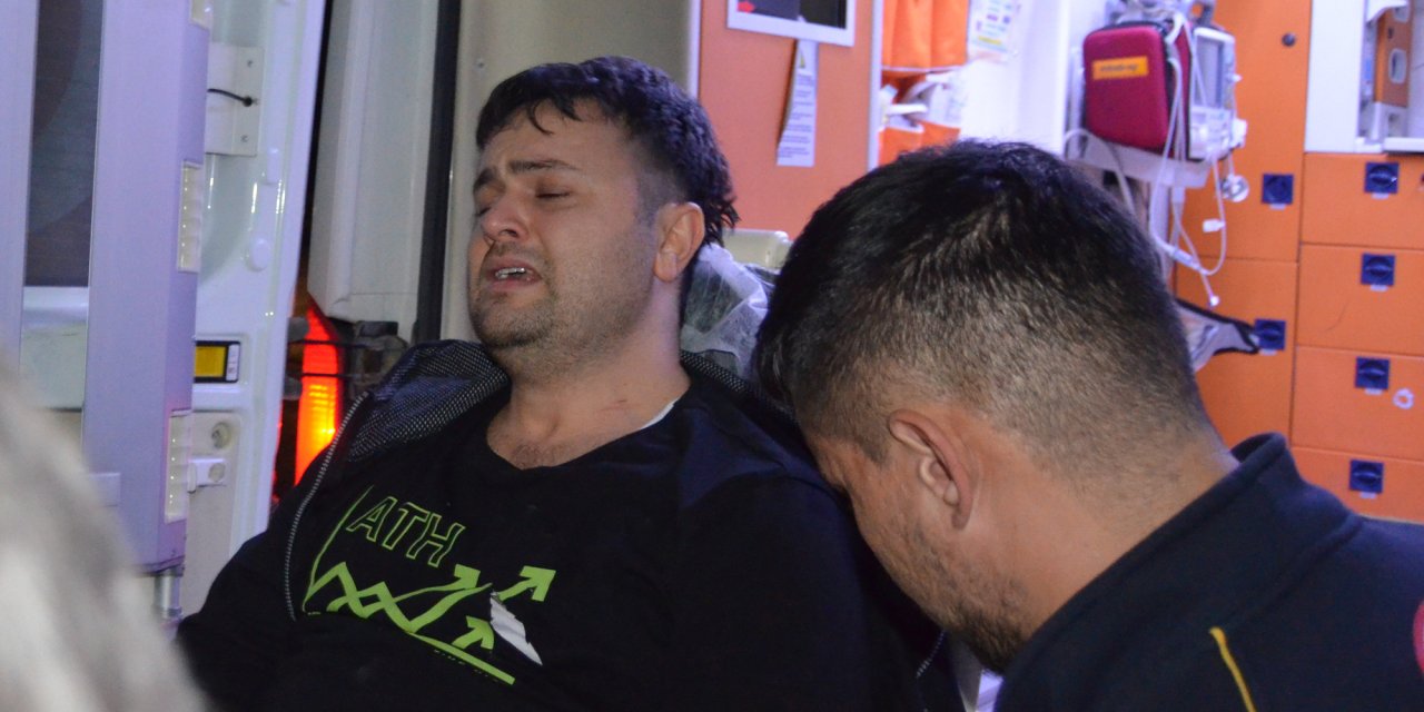 Üroloji Doktoru, Araç Parkı Tartışmasında Meslektaşını Çakı İle Yaraladı