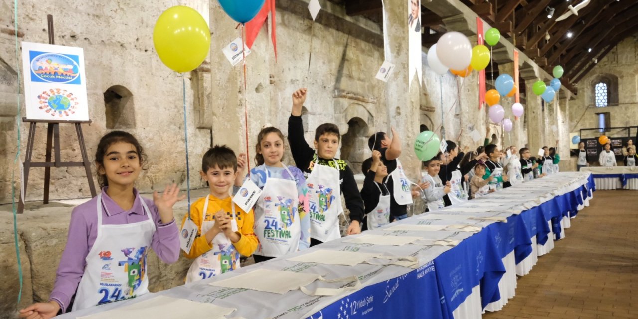 Büyükçekmece'deki Çocuklar Dünya Çocuk Hakları Günü’nde Bir Araya Geldi