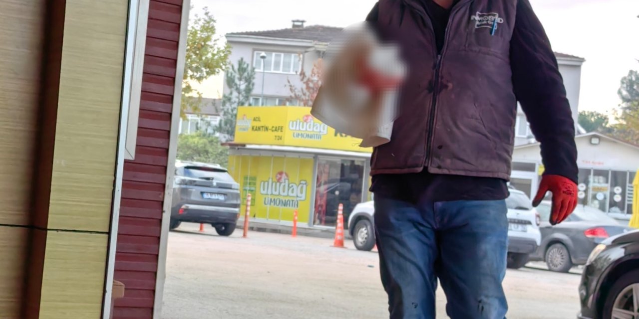 Elini Kesim Makinesine Kaptıran İşçinin 4 Parmağı Koptu