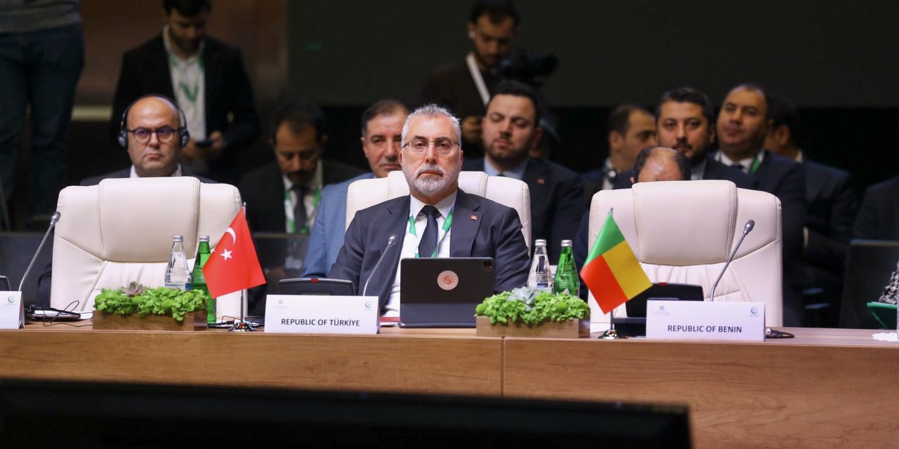 Bakan Işıkhan, İit Çalışma Merkezi’nin Genel Kurul Açılış Toplantısı’na Katıldı