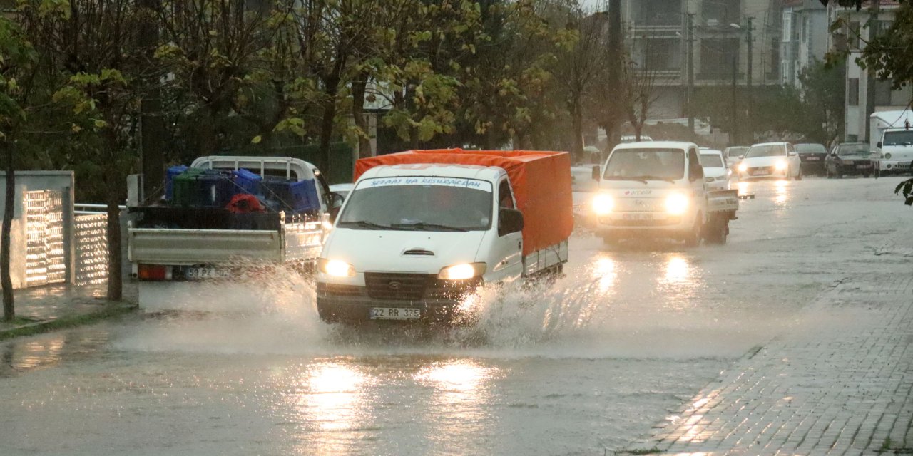 Keşan’da Sağanak Etkili Oldu