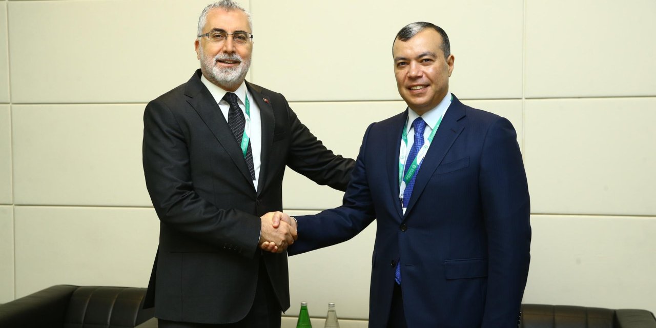 Bakan Işıkhan, Azerbaycanlı Mevkidaşı Babayev İle Görüştü