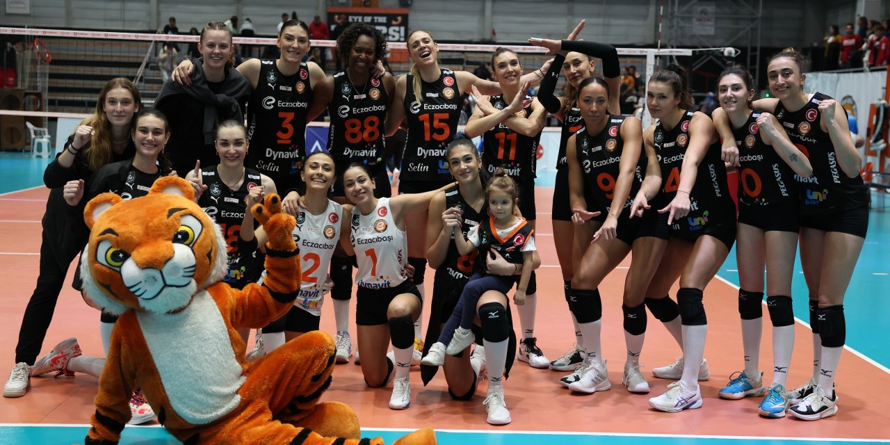 Eczacıbaşı Dynavit - Muratpaşa Bld. Sigorta Shop: 3-0