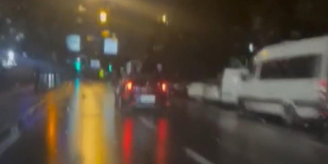 Beyoğlu'nda Kazadan Sonra Kaçan Otomobil, Takip Edilirken Şişli'de Takla Attı: 1 Yaralı