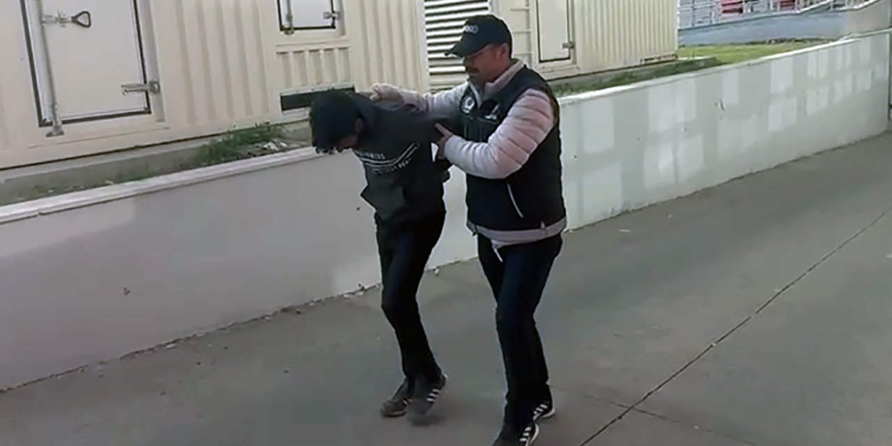 Adana'da 'Torbacı' Operasyonunda 3 Tutuklama