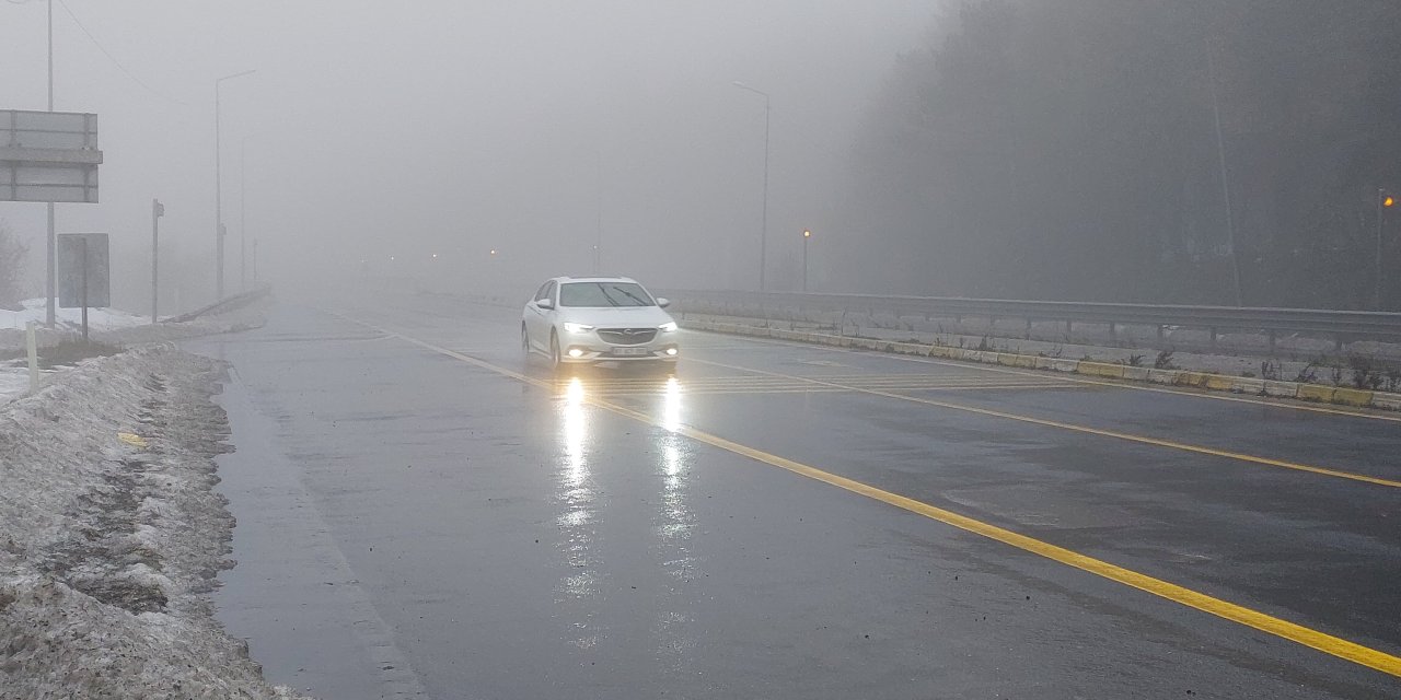 Bolu Dağı'nda Yağmur Ve Sis