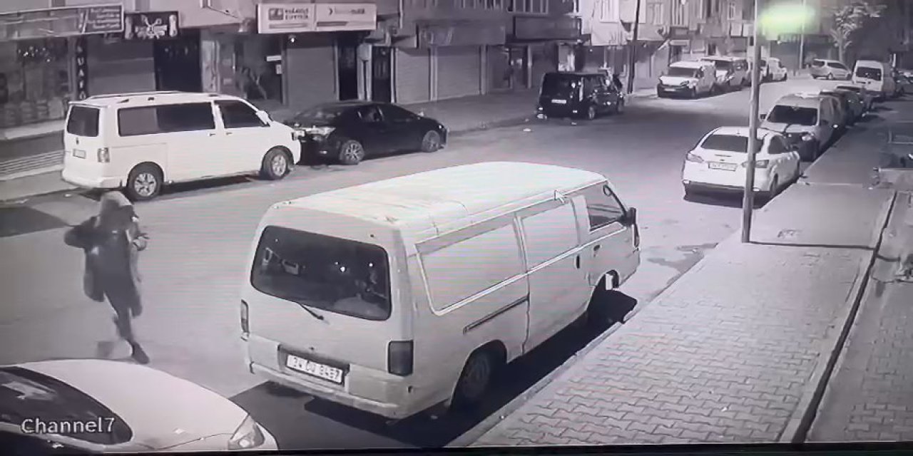 Gaziosmanpaşa'da İş Yerine Silahlı Saldırı Kamerada