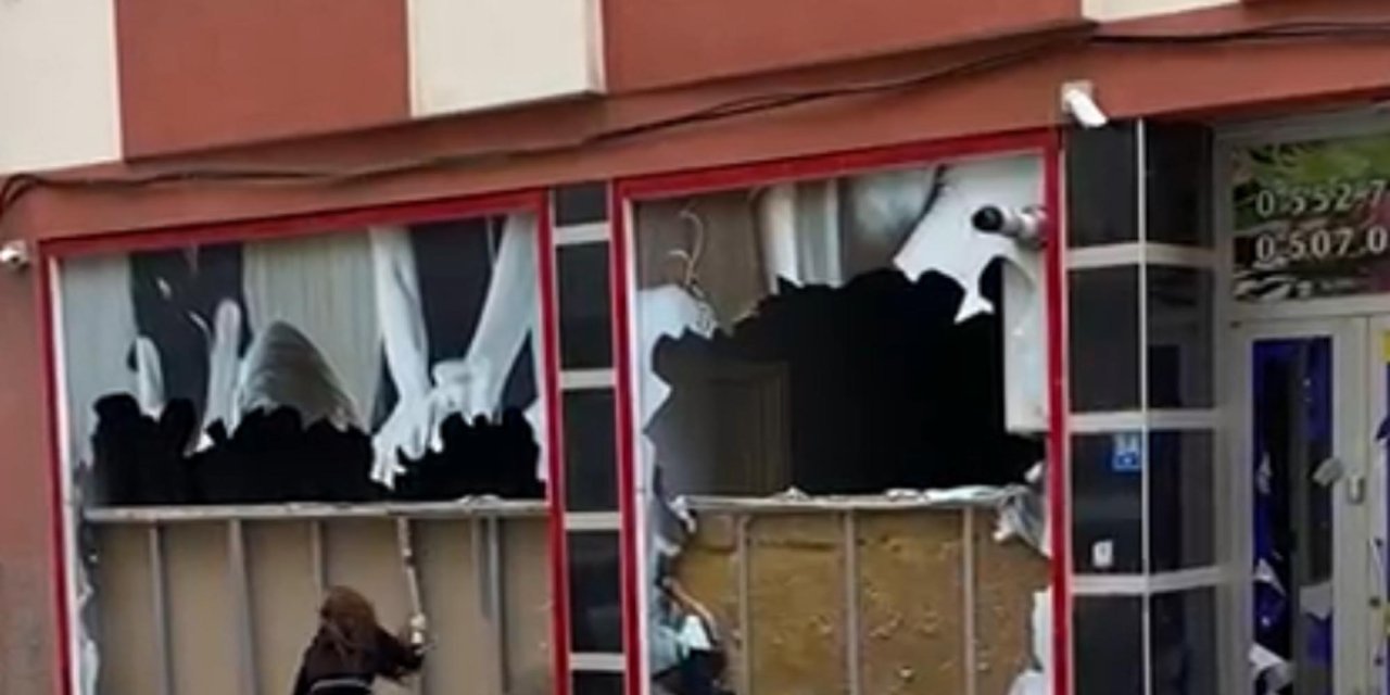 Eski Patronuna Kızdı, Keserle İş Yerinin Camlarını Kırdı