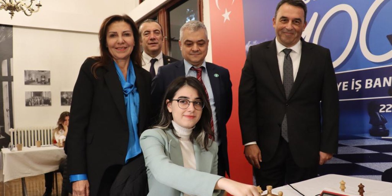 Satrancın Ustaları Hamlelerini Cumhuriyetin 100. Yılı İçin Yapıyor