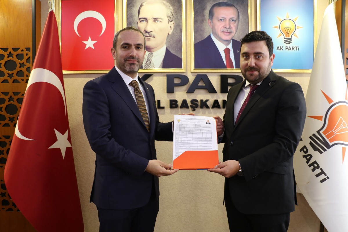 İshak Alim, aday adaylığı başvurusunu yaptı