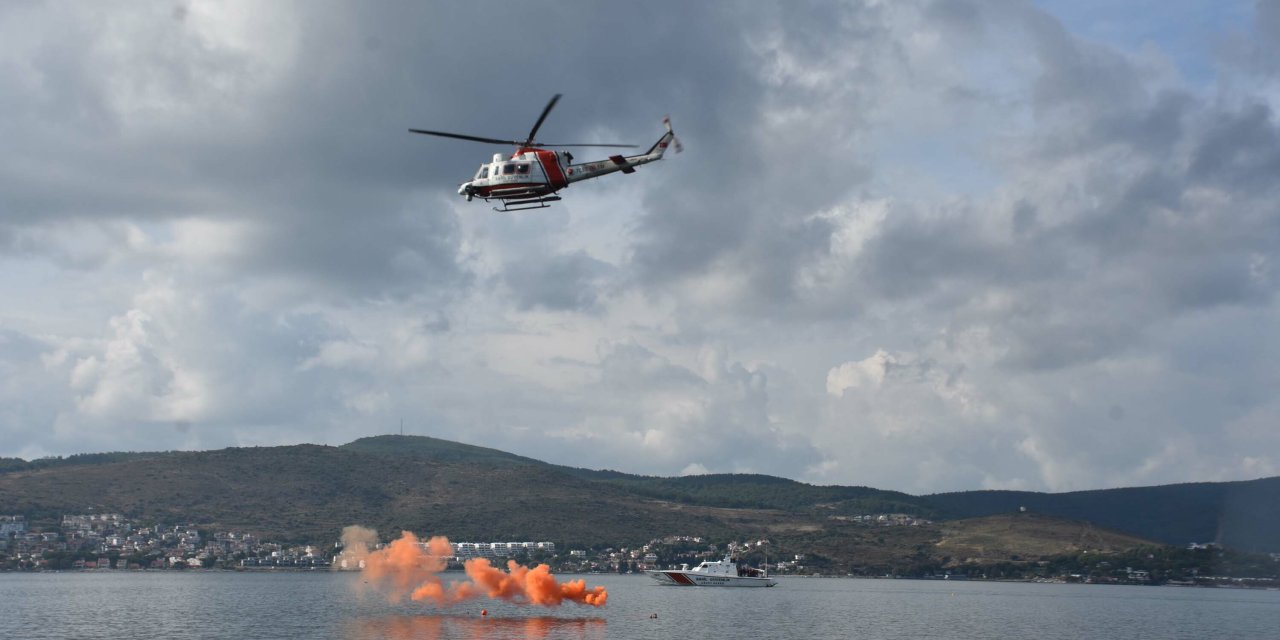 Karantina Adası'nda Deprem Anında Tekne Kazası Tatbikatı