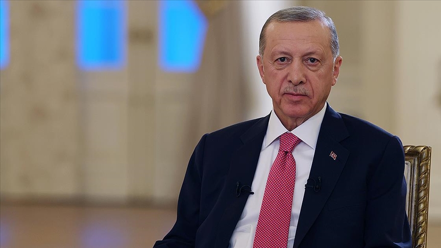 Başkan Erdoğan canlı yayında açıkladı: En düşük emekli maaşı 7 bin 500 TL oldu!