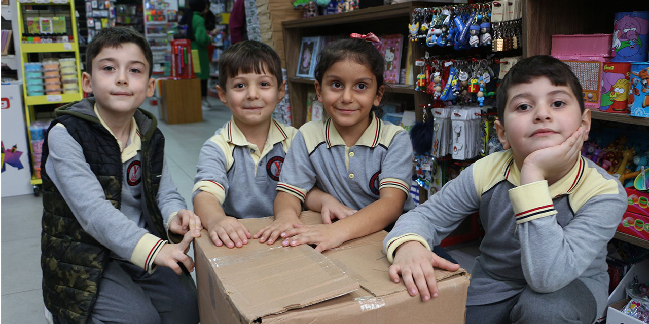 Rize'de ilkokul öğrencileri ve annelerinden öğretmenlerine unutulmaz hediye