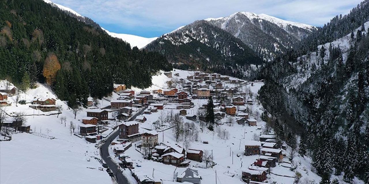 Doğa turizminin gözde mekanlarından Ayder Yaylası kar tatili sevenleri ağırlıyor