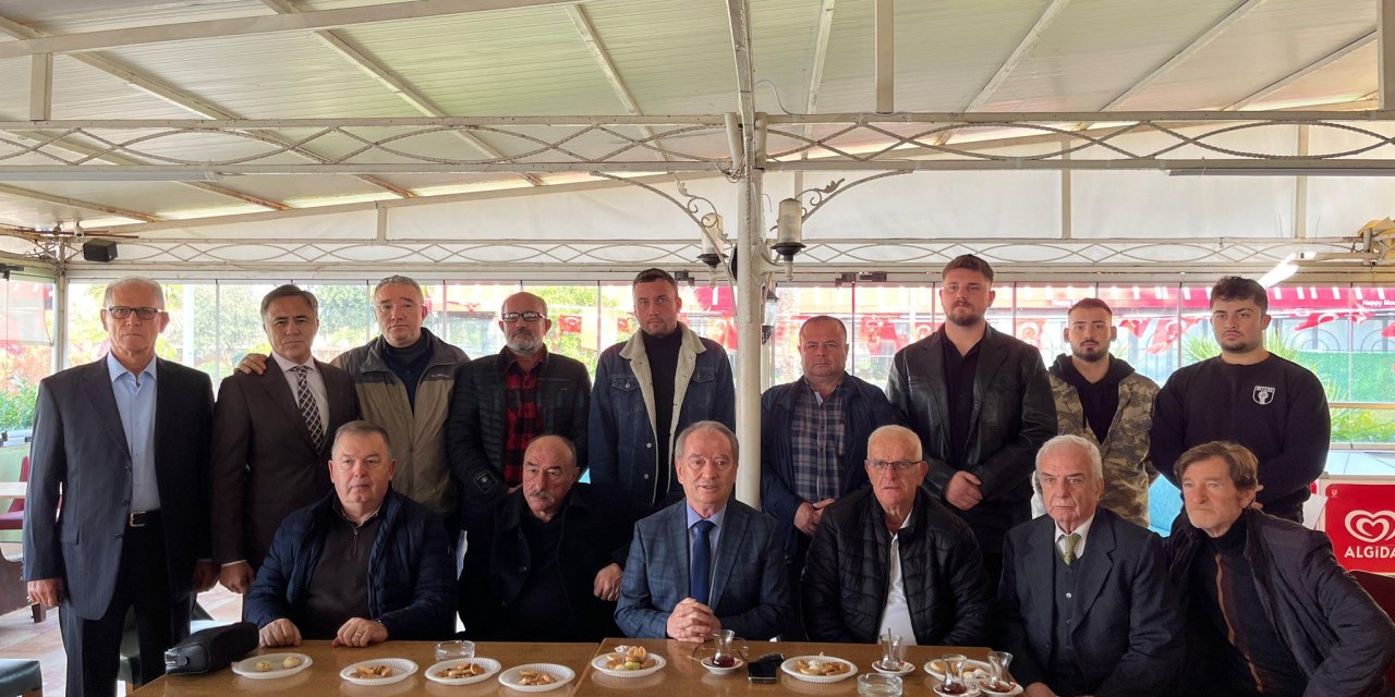 İyi Parti Bandırma İlçe Teşkilatından 90 Üye İstifa Etti