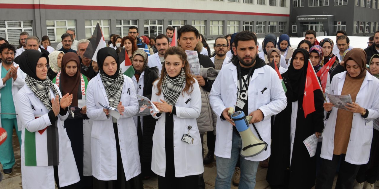 Sağlıkçılardan Gazze'deki Meslektaşlarına Destek Açıklaması