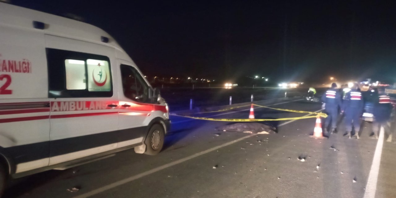 Niğde’de Otomobilin Çarptığı Motosiklet Sürücüsü Hayatını Kaybetti