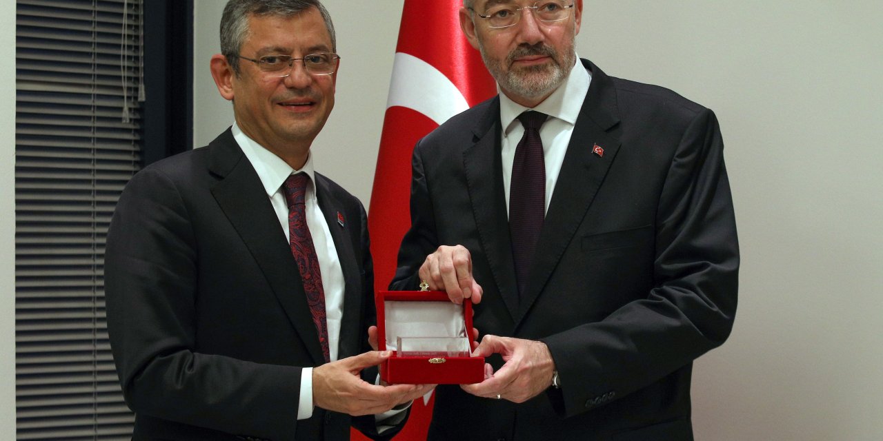 Chp Genel Başkanı Özel’in Bosna-hersek Temasları