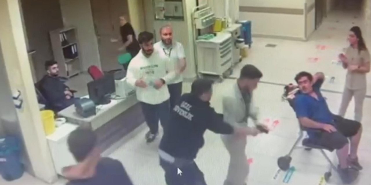 Acil Serviste Sağlık Personeline Silahlı Tehdit Kamerada