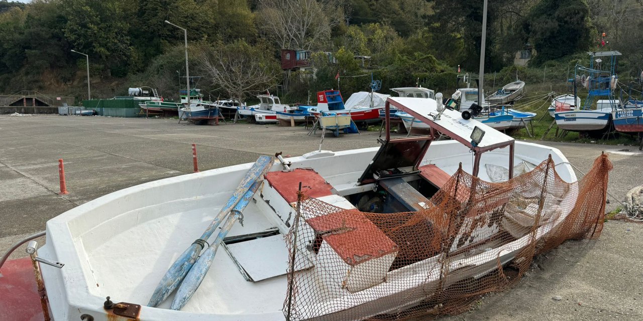 Bartın İçin Fırtına Uyarısı Yapıldı, Tekneler Karaya Alındı