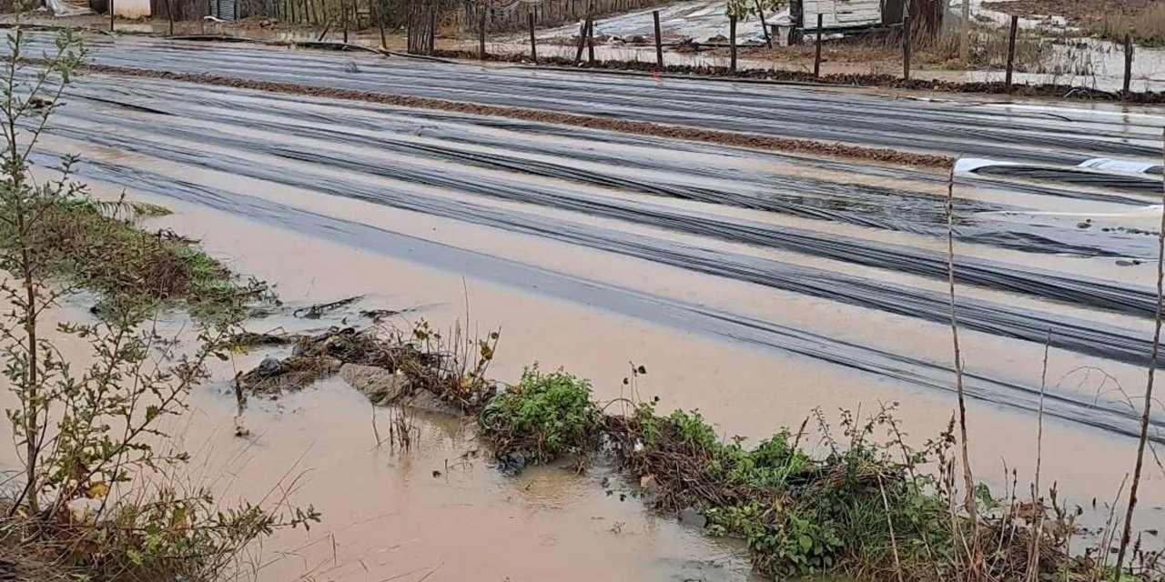 Çanakkale'de Sağanak Etkili Oldu