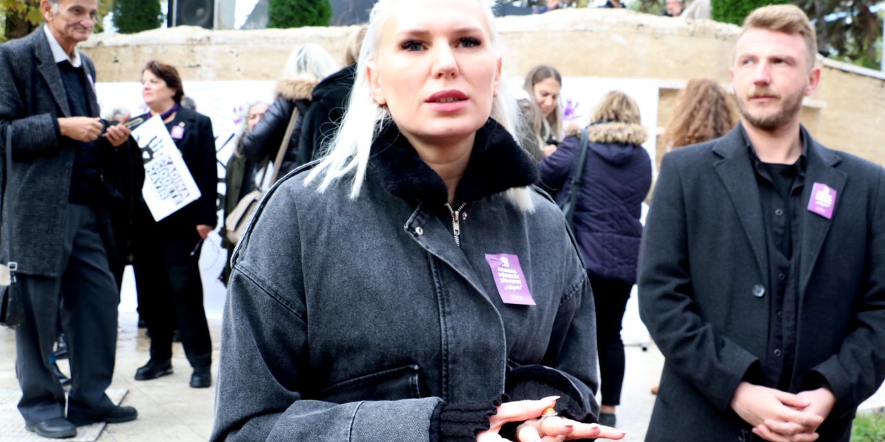 Bilecik'te 14 Köpeğin Ölümünde Gözaltına Alınan 5 Şüpheli Adliyede (2)