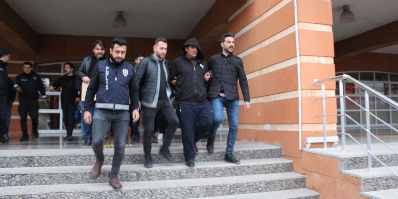 Çankırı'da Eşini Bıçaklayarak Öldüren Koca Tutuklandı