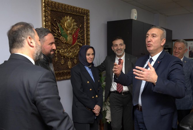 AK Parti Rize Milletvekili Aday Adayı Gültekin, Teşkilatları Dolaşıyor
